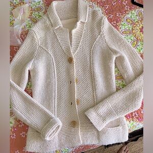 ElieTahari 100% Alpaca from Hong Kong Cream Knit Sweater